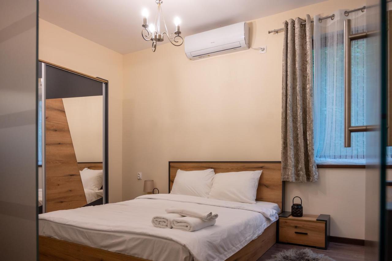 Design 1Bdr Apartment In Top Center - Free Parking Sofia Exterior foto