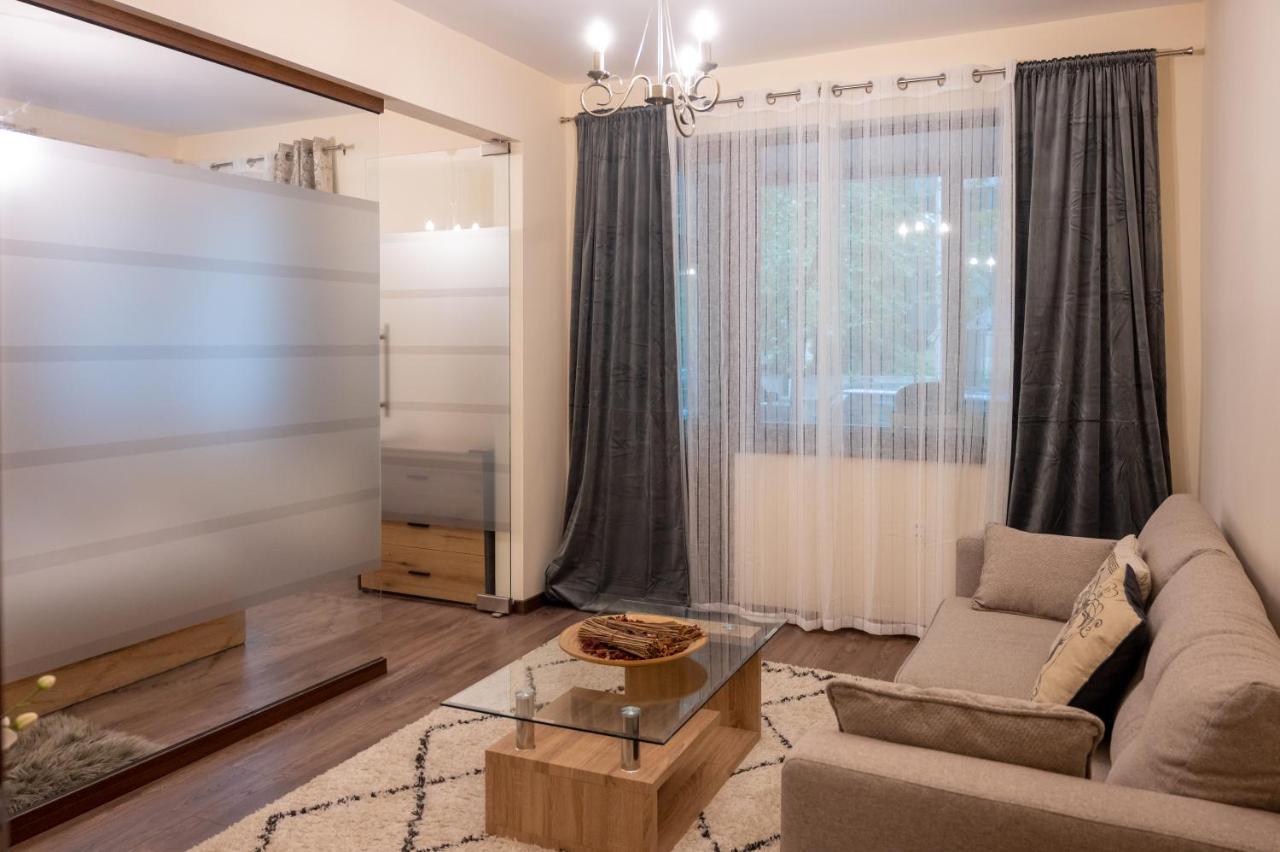 Design 1Bdr Apartment In Top Center - Free Parking Sofia Exterior foto